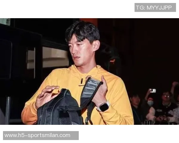 颜骏凌谈武磊动员作用强调球队争冠经验与心理负担轻松 颜骏凌谈武磊动员作用强调球队争冠经验与心理负担轻松